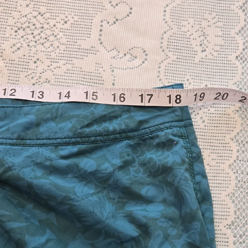 J. Crew Green Men's Swim Board Shorts Size 36